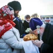 Митрополит Кирилл совершил великое освящение храма иконы Божией Матери «Знамение» с. Надежда