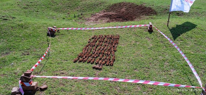 На Ставрополье обнаружили останки неизвестного бойца и 73 мины