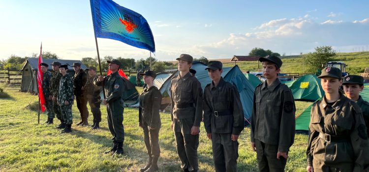 Казачьи игры в станице Новотроицкой собрали более 80 ребят