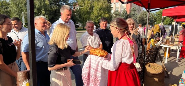 На Ставрополье прошел межрегиональный этно-фестиваль национальных культур
