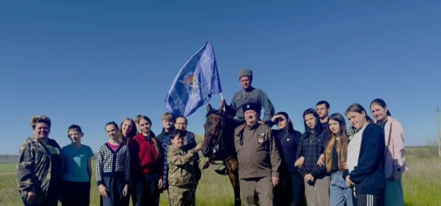 Мастер-класс для казачат от кобылы Гераньки