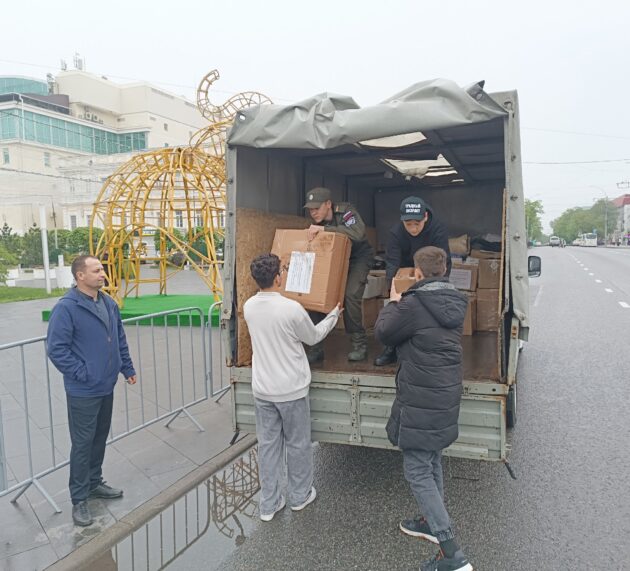 Архиерейский казачий конвой отправил гуманитарный груз для военного госпиталя ЛНР