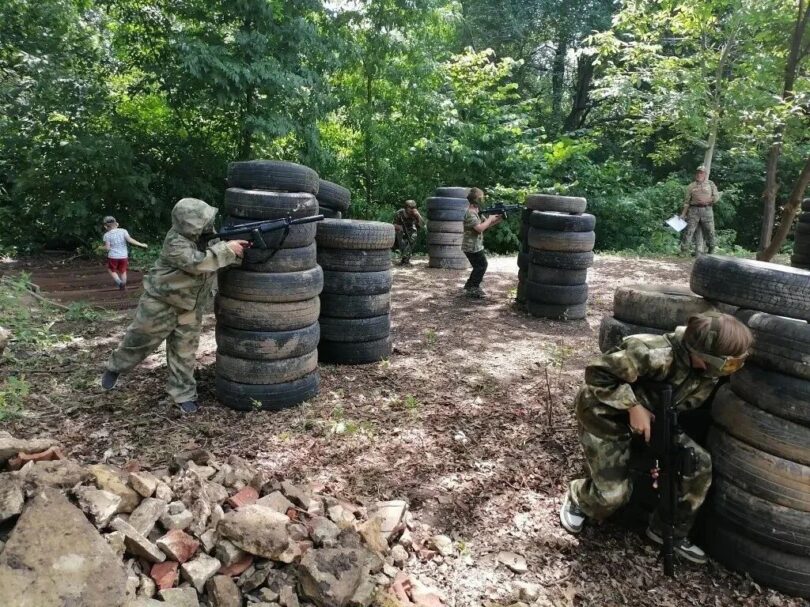 В Петровском муниципальном округе провели молодежные соревнования по стрельбе из орбибольного оружия