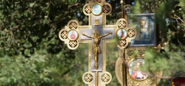 В Кизляре прошел Крестный ход, приуроченный 291-й годовщины со дня основания города