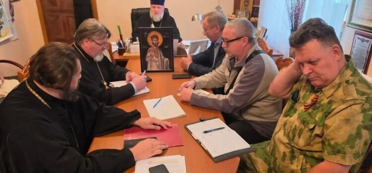 В библиотеку Патриаршего Вознесенского войскового всеказачьего собора Новочеркасска передана коллекция литературы более чем в 200 экземпляров