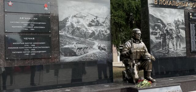 Врио атамана Терского казачьего войска Антон Трушев принял участие в открытии памятного мемориала
