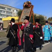 В Невинномысске прошёл традиционный Крестный ход, объединивший тысячи горожан